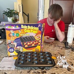 As Seen On TV Bake Delicious Cake Pops Pan